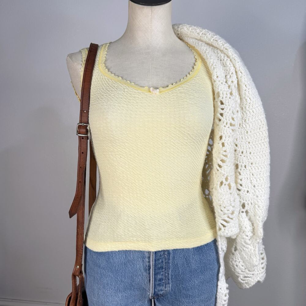 Vintage 70s 80s Yellow Lace Trim Tank Top Coquette Baby Tee Cottagecore Fitted